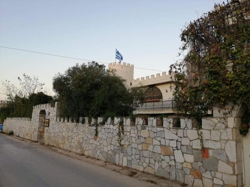 Вілла Castle By The Sea Артеміда Номер фото