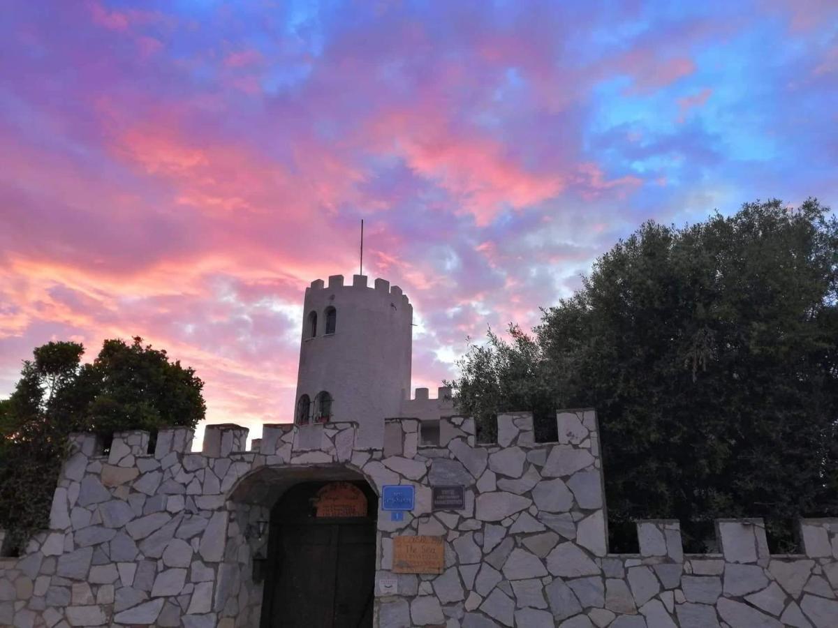Вілла Castle By The Sea Артеміда Екстер'єр фото